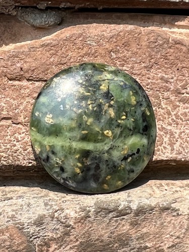 Canandian Jade round 50 carat Cabochon - Picture 7 of 7