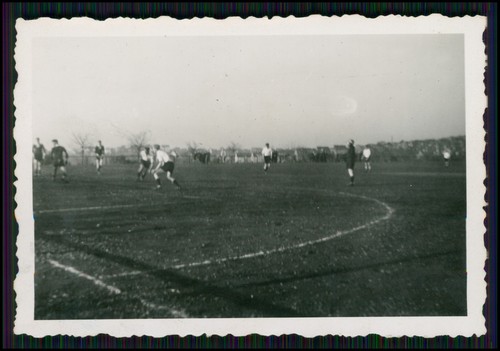 6x Foto - Fußballmannschaften Fußballspieler - Ansichten 1930-45 - Bild 11 von 12