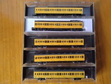 KATO 103 Series Non-Air Conditioned 5-Car Set 1 Powered Car Canary Yellow,