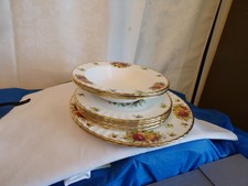 Royal Albert Old Country Roses Bone China @2006 Holiday Servicing Pieces