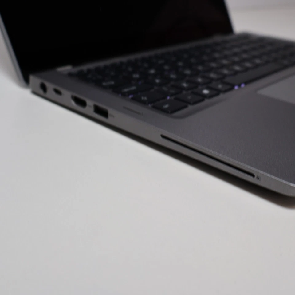 Dell Latitude 5310 2-in-1 · i5-10310U · 8GB · 256GB, photo 3 of 5
