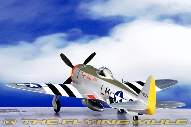 Easy Model 1:48 P-47D Thunderbolt USAAF 56th FG, 62nd FS Fred Christensen - Image 2 of 4