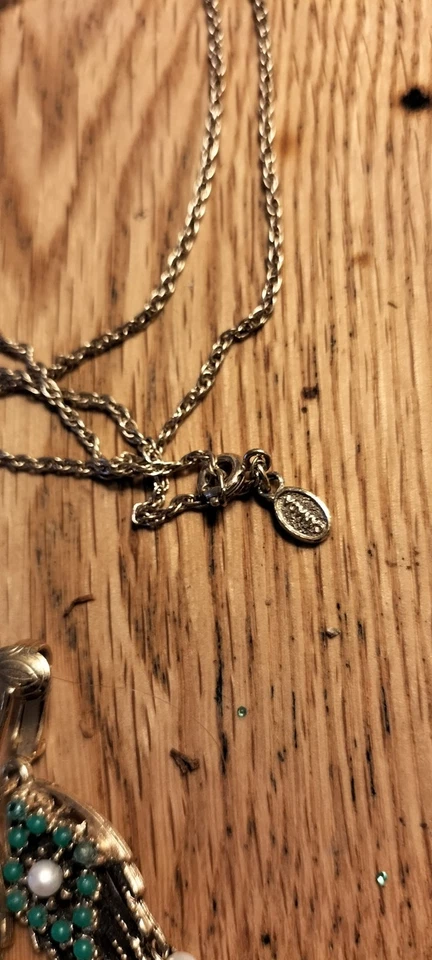 Vintage 1967 Sarah Coventry Gold Plated 'Pagoda' Parure With Faux Pearls & Turq - Image 4 of 4