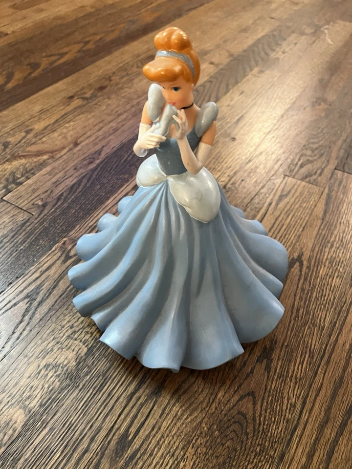 Walt Disney 10.5” Princess Cinderella Coin Piggy Bank With Plug/stoppet - Image 2 of 4