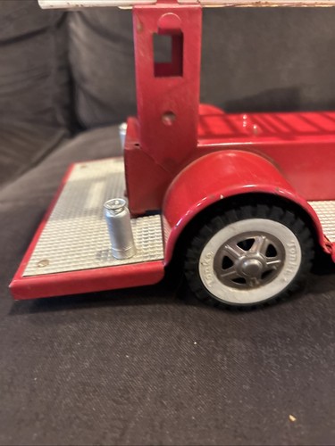 Camión de Bomberos Tonka TFD Escalera Aérea Hidráulica Años 60 De Colección -100% Completo - ¡BONITO! - Imagen 2 de 23