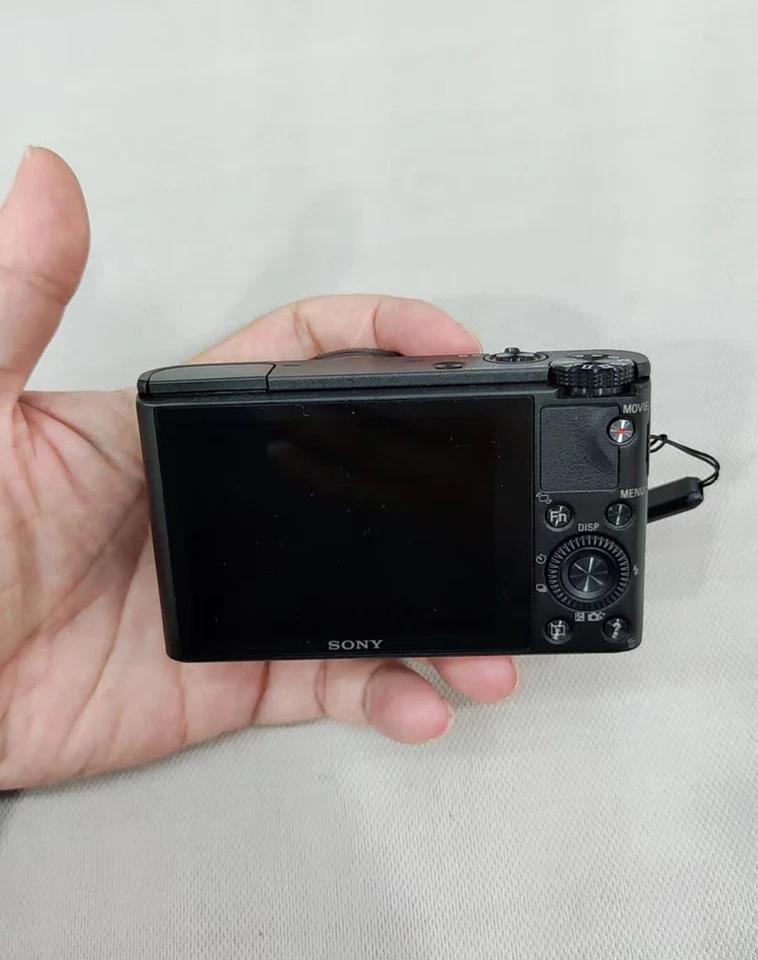 Cámara digital compacta Sony Cyber-Shot DSC-RX100 20,2 MP 35 idiomas -95 % NUEVA Foto 3 de 4