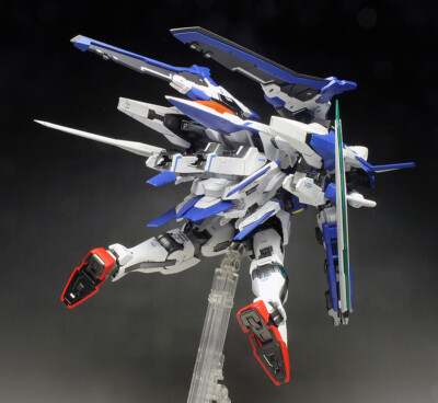 Bandai Gundam MG 1/100 00 OO XN Raiser Professionally Built