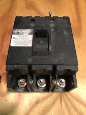 Square D UND Circuit Breaker 3 Pole Unit 1702 140A 240V G21P22