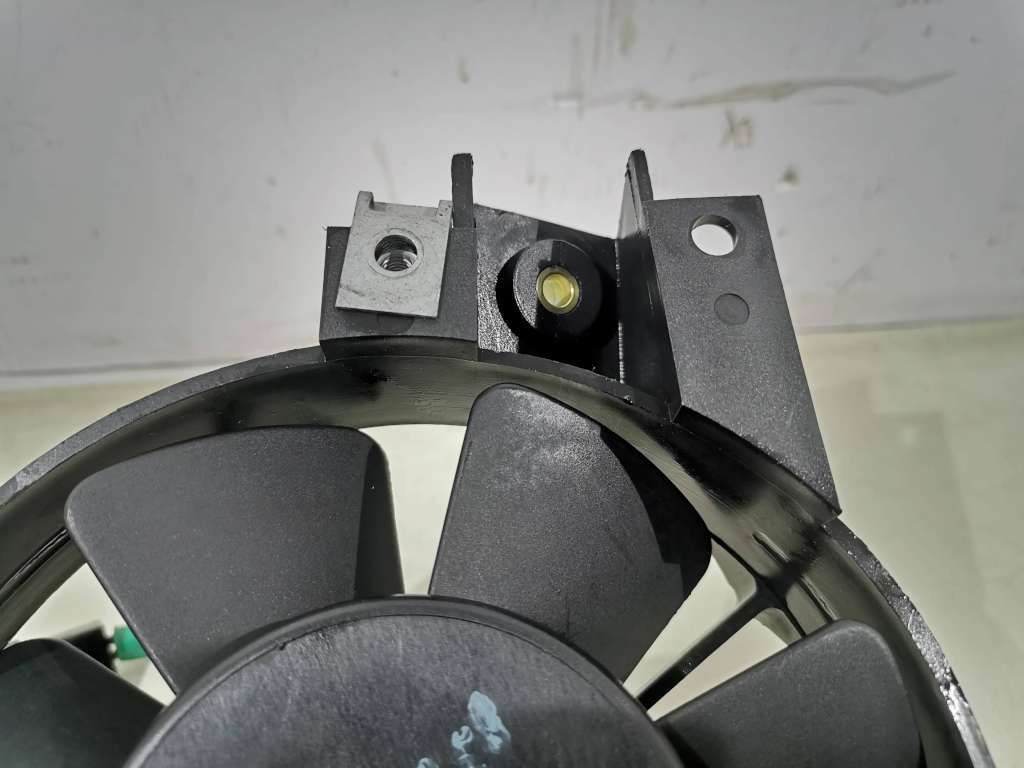 その他 FUN Radiator Fan Piaggio Super Hexagon GTX 125 2000-2001 (FO888