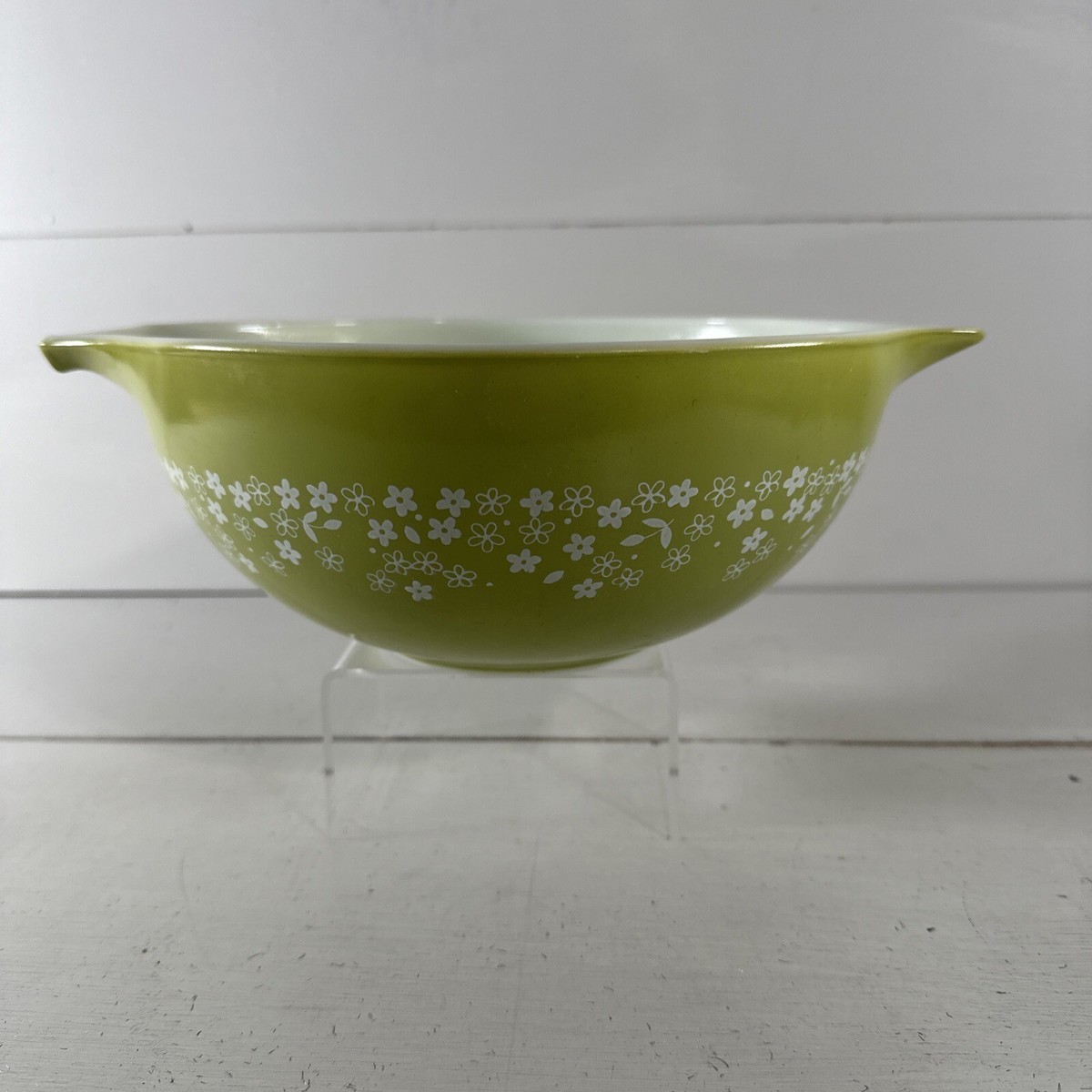 Vintage Pyrex Spring Blossom CRAZY DAISY Green CINDERELLA Mixing
