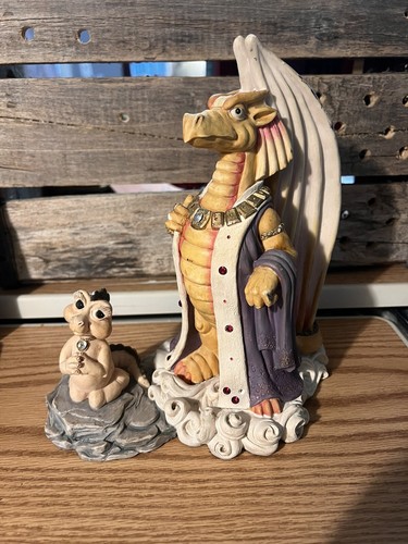 Krystonia N'Grall As King with Subject Dragon 8 3/4" RARE Figurine Chipped READ