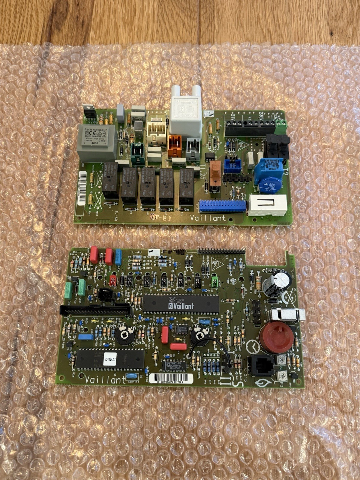 Vaillant Turbomax VUW 242/1E & 282/1E Set Of PCB 130438 - Brand New Boxed
