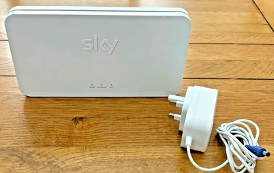 WiFi Booster Sky Q SE210 Wireless Booster 4 Broadband WiFi Signal White (Latest Version Sky Q Hub Extender WiFi Booster Sky Q SE210 Wireless Booster 4 Broadband WiFi Signal White (Latest Version Sky Q Hub Extender