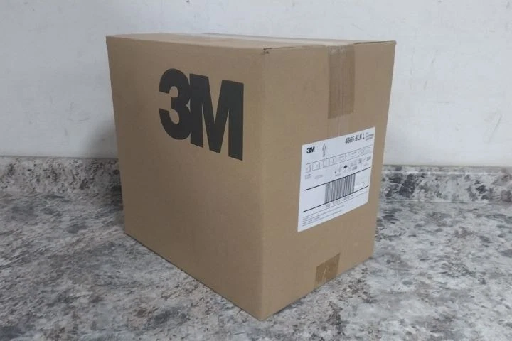 3M 4565-BLK-L 25 Pk Size L Zipper Closure Disposable Coveralls image 10