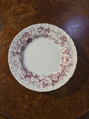 Wedgwood Old Vine of Etruria Purple Bread Plate EXCELLENT