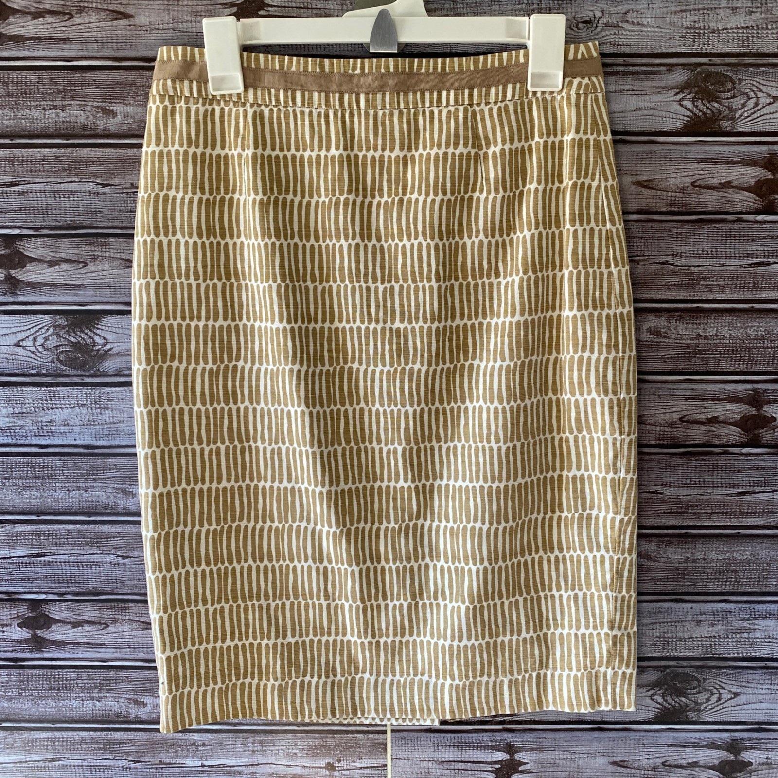 Boden Women's Pencil Skirt Size 6R White Tan Back-Zipper