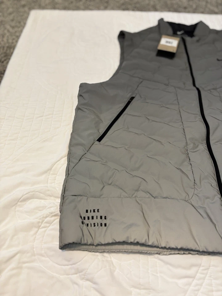 Nike Running Division Therma-Fit ADV Running Gilet 2XL/Tall FZ1131-035 NWT $150 - Image 4 of 4