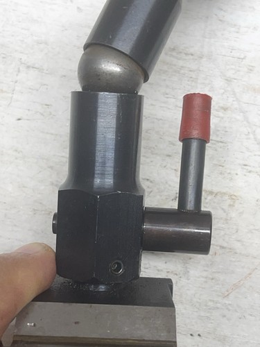 Starrett No. 657 Magnetic Base w/Flex-O-Post & 25-441-S Gauge & accessories - Picture 16 of 23