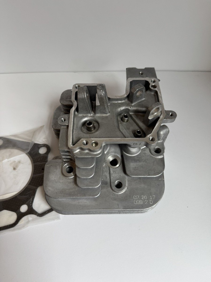 Kawasaki 11008-0739. 11008-0861 Cylinder Head New Open Box