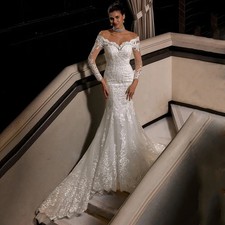 Exquisite Mermaid Wedding Dresses V Neck Long Sleeves Lace Applique Bridal Gowns