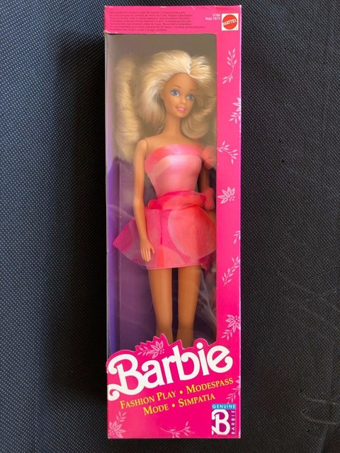 barbie fashion play