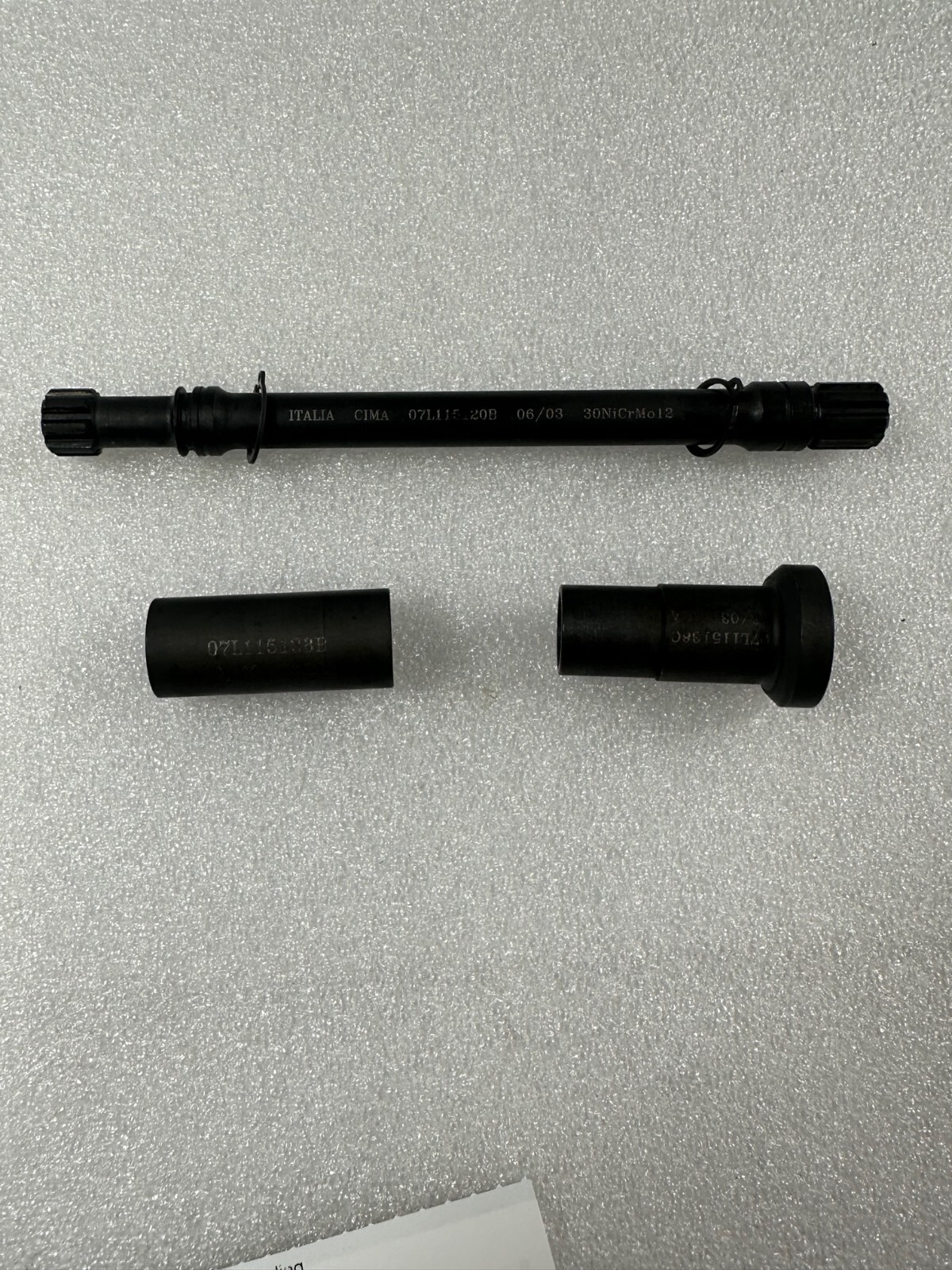 Lamborghini Gallardo, Complete Water Pump Shaft w/Couplings Used, P/N 07L115120B