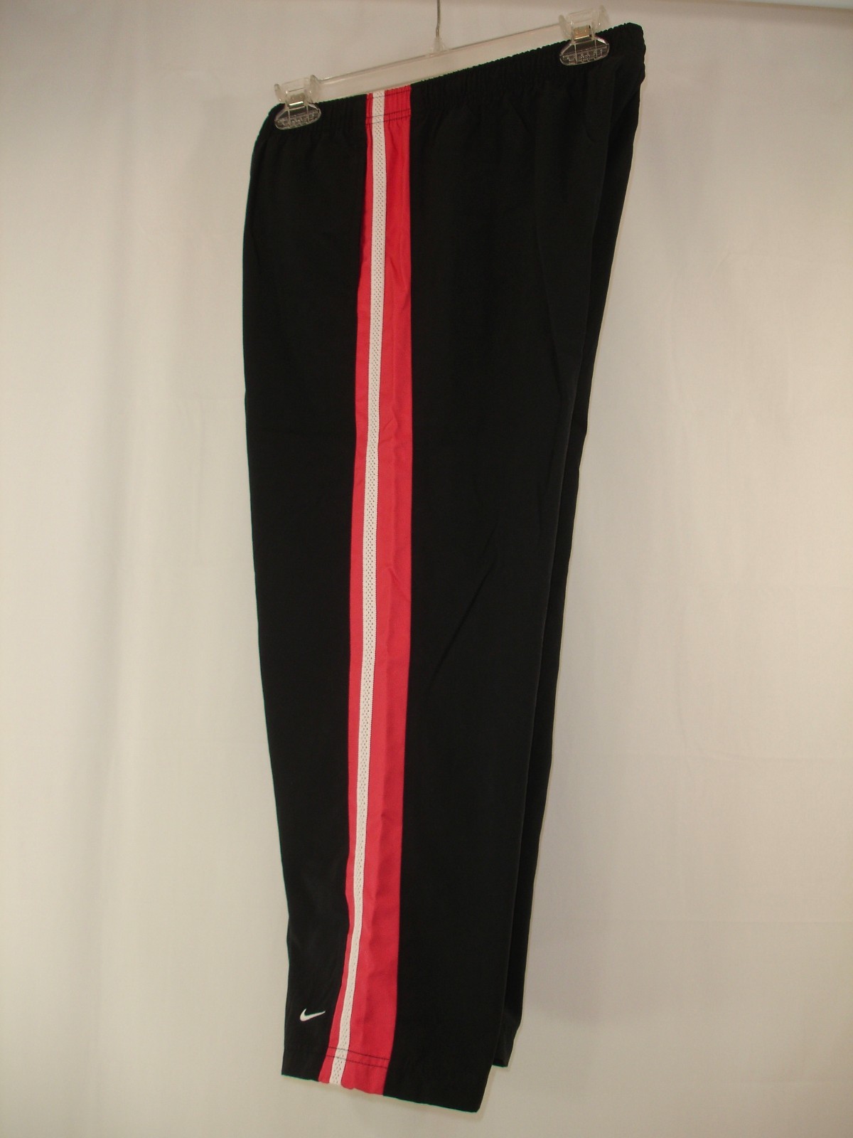 Nike Women's S (4-6) Black Pink White Stripe Capri Track Yoga Pants Walk Run thumbnail 2
