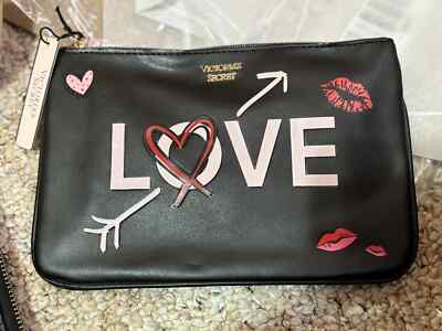 VICTORIA'S SECRET RUNWAY PATCH LOVE BEAUTY POUCH WITH ZIP CLOSURE NEW!