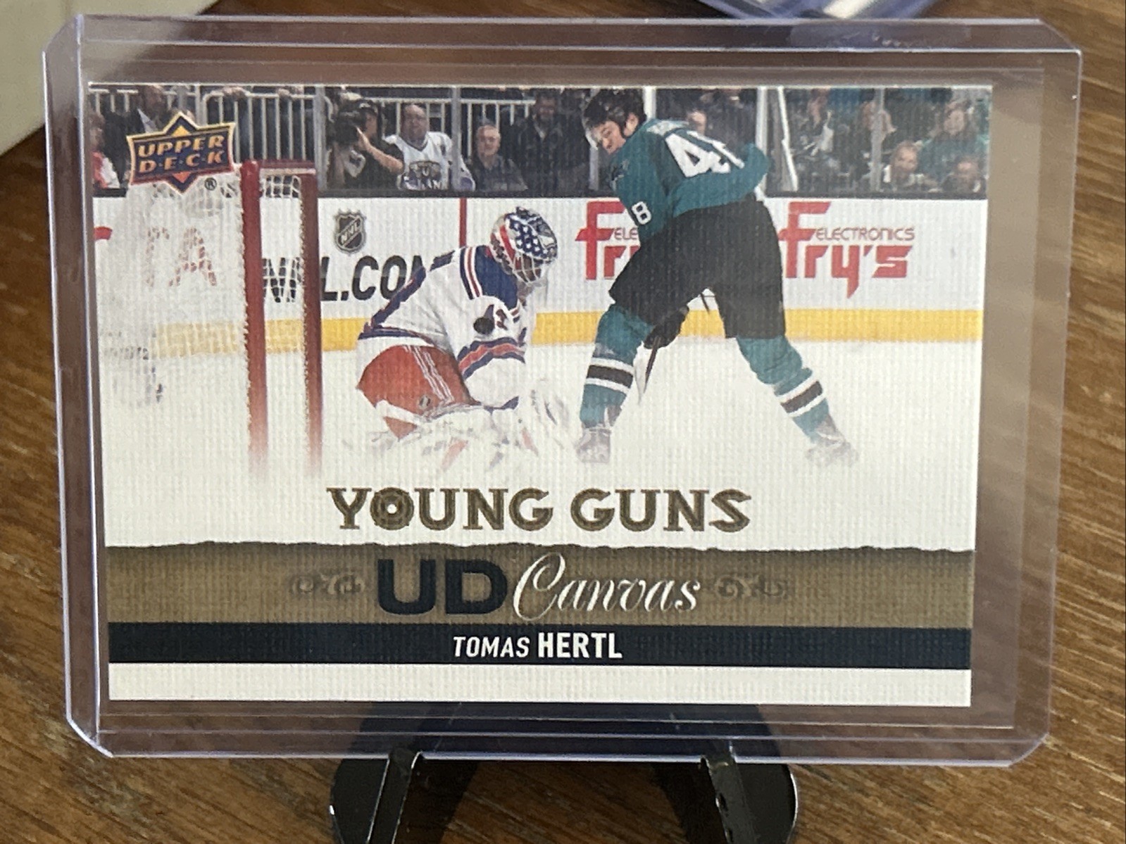 2013-14 Upper Deck UD Canvas Young Guns Tomas Hertl #C119 Rookie RC