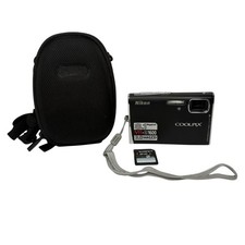 Nikon COOLPIX S51 8.1MP Digital Camera  Battery - Tested Working - No Charger