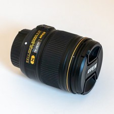 Nikon Nikkor 28mm AF-S f/1.8 G Lens, Pristine Condition