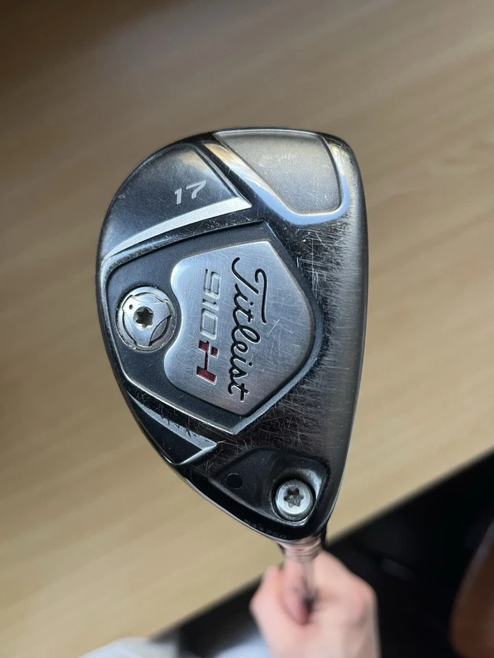 Titleist 910H Hybrid – 17° Grad Golfschläger Fairway Holz