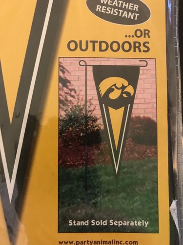 Iowa Hawkeyes Pennant Flag 13”x34” Embroidered Indoor Outdoor NEW - Picture 4 of 4