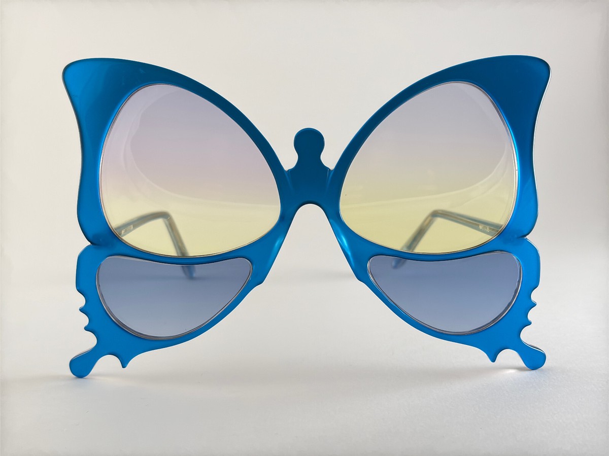VINTAGE ANGLO AMERICAN OPTICAL BUTTERFLY BLUE HANDMADE SUNGLASSES 70 ENGLAND