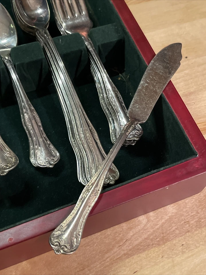 Vintage Queen Elizabeth National Silverplate Flatware Set for 8 & Box Incomplete - Image 4 of 4