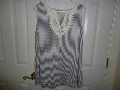 NEW Max Studio Black White Stripe V-Neck Sleeveless Crochet Neckline Top Size 1X