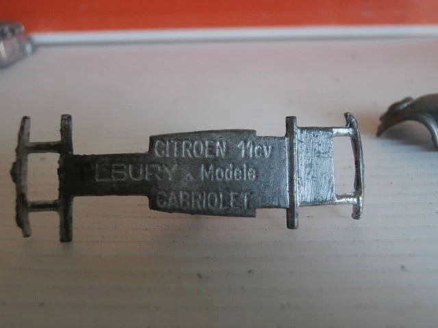 NEUF KIT CITROËN CABRIOLET 11CV METAL BLANC A ASSEMBLER TILBURY - Photo 2/3