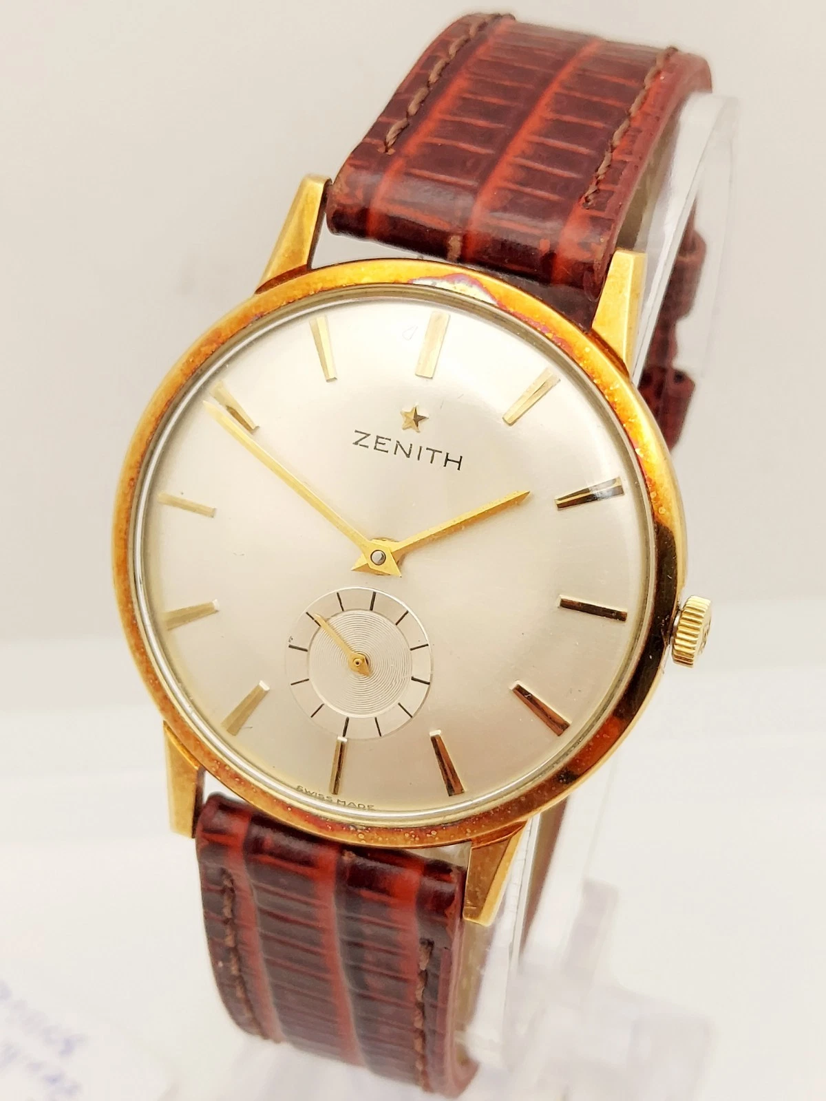 Zenith — Zenith 18K Gold Stellina Vintage Running Cal.2531 18K Gold