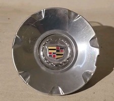 Cadillac 2004 - 2011 Cts Sts Oem Wheel Center Cap Color Crest Part 9595437