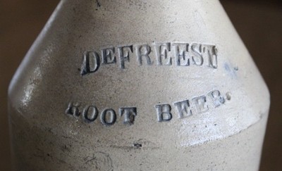 Antique DeFreest Root Beer Stoneware Bottle   Albany, NY (c. 1880 1900)