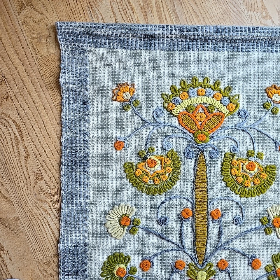 Danish Folk Art Wool Fabric Yarn Wall Hanging Tassels Blue Multi Floral READ - Image 3 of 4