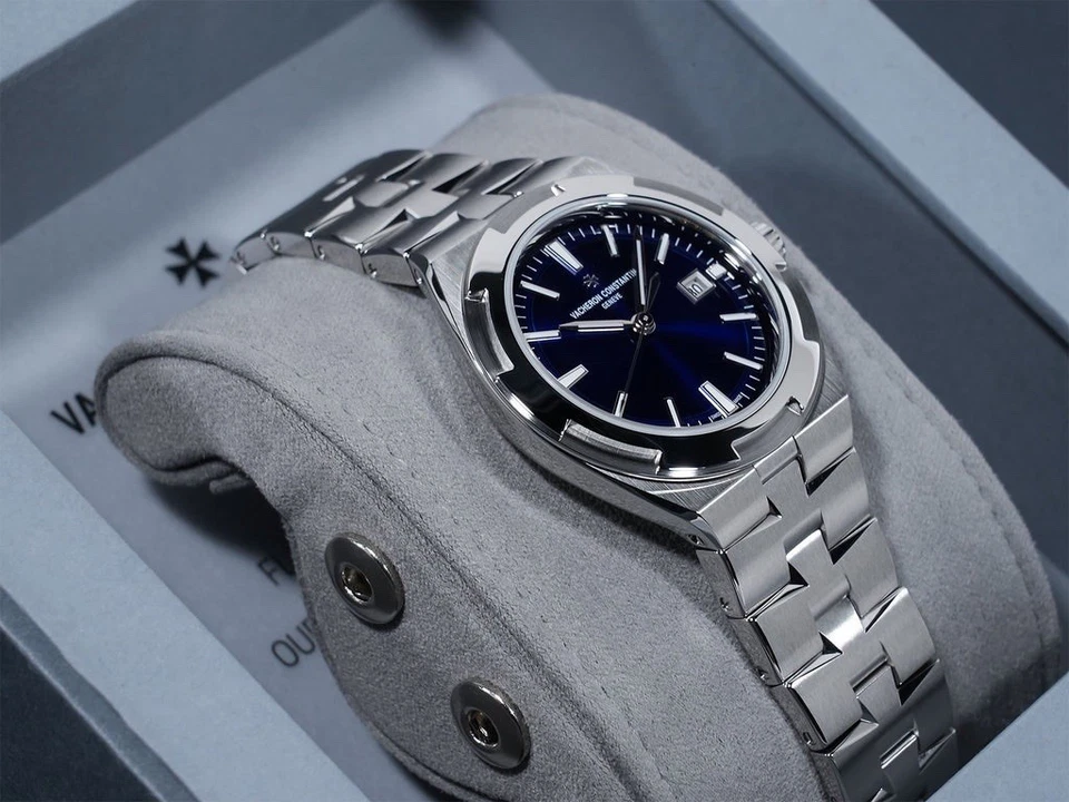 Vacheron Constantin Overseas 2025 esfera azul 4600 V/200 A-B980 34,5 mm acero Foto 3 de 4