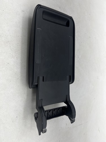2011-2014 Volkswagen Jetta Sportwagen Armrest Center Console OEM. - Picture 8 of 10