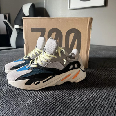 ADIDAS YEEZY BOOST 700 KANYE WEST WAVE RUNNER OG GREY WHITE BLACK 350 B75571 7.5 s-l400.jpg main image 2