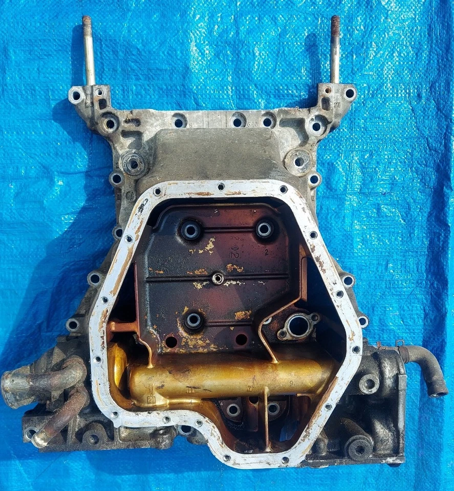 2001-2004 SUBARU OUTBACK OUTBACK 3,0 L 1ª generación EZ30 cárter de aceite superior Foto 2 de 2