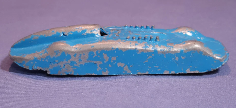 Lote de 4 coches de metal MidgeToy Racer, coche rojo futurista, convertidor de caddy. Camión de bomberos Foto 4 de 4