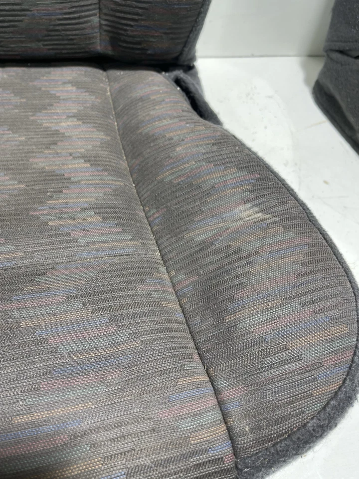 Par de asientos delanteros para conductor y pasajero de tela de pizarra 03-06 04 05 Jeep TJ Wrangler Foto 3 de 4