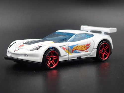 Modello Auto Diecast In Scala 1:64 Chevrolet Corvette C7R Da Corsa 2014-2019