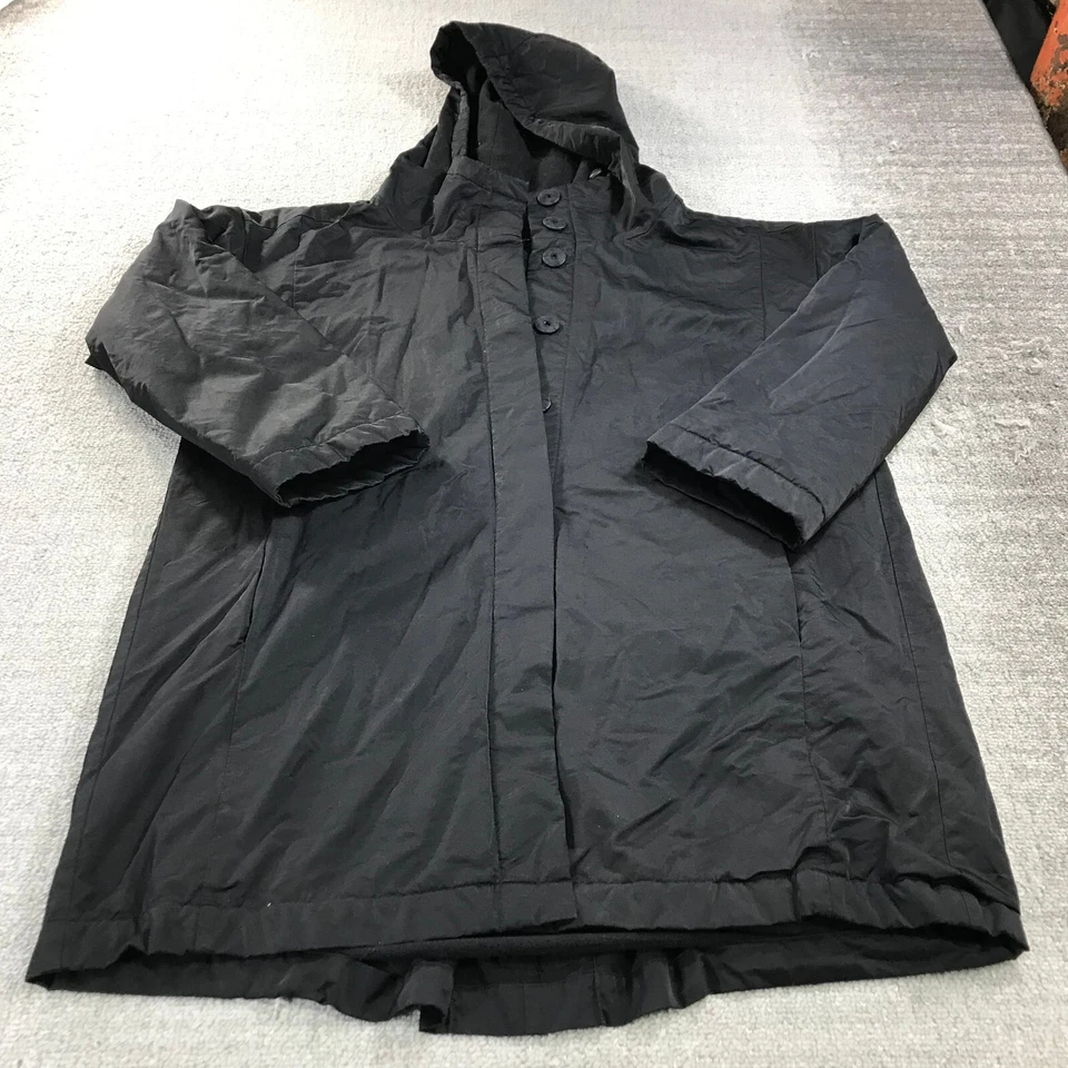 Chaqueta cortavientos Eileen Fisher para mujer grande con capucha a presión negra informal para dama Foto 2 de 4