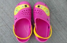 Classic Kids Girls Clog youth size 13.5 Pink  Yellow Brand New